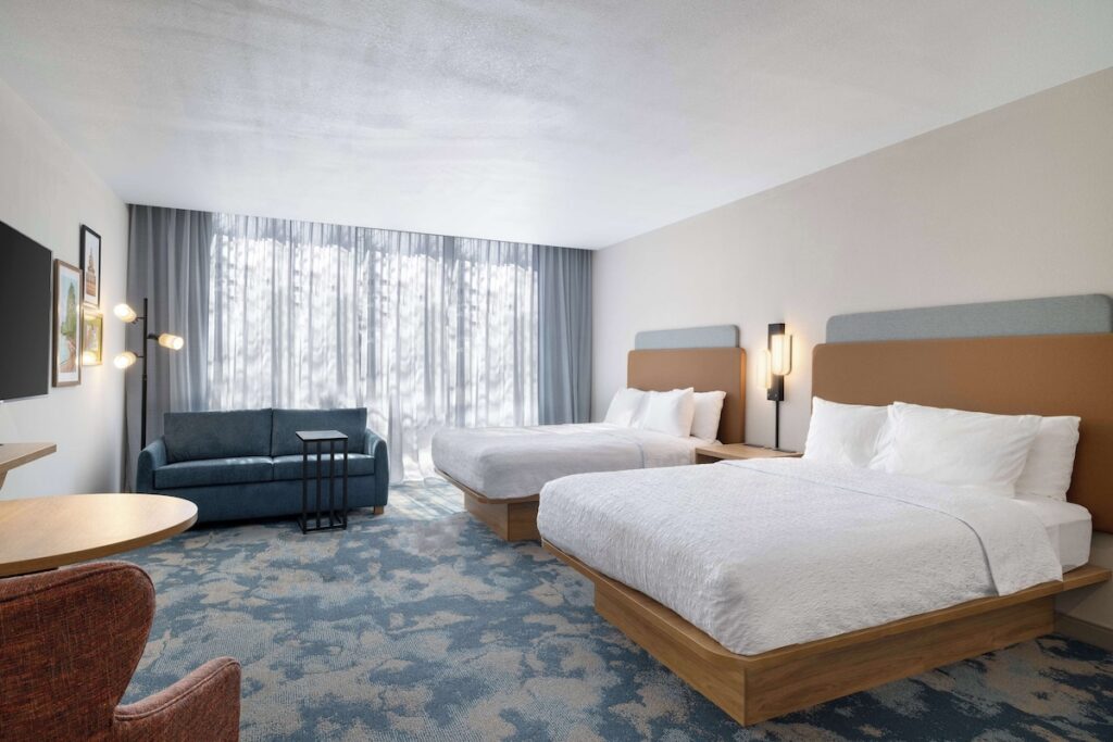 Hampton Inn & Suites Columbia South Fort Meade Area - Image 3