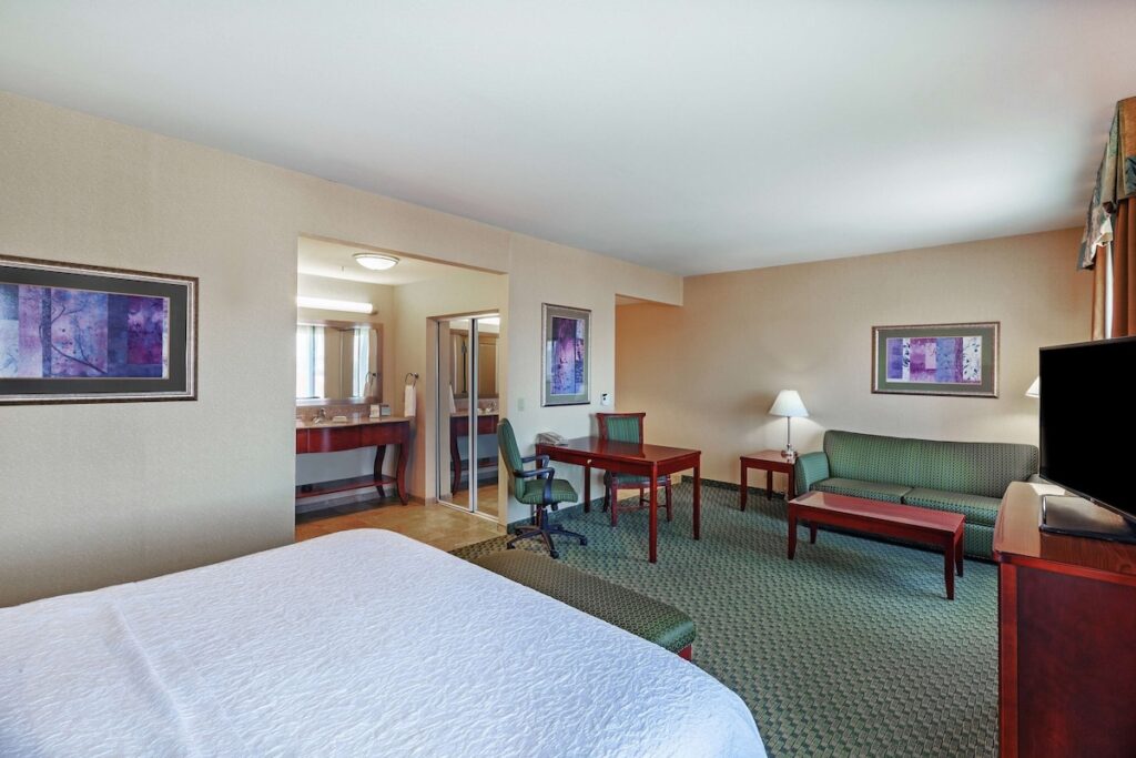 Hampton Inn & Suites El Paso West - Image 3
