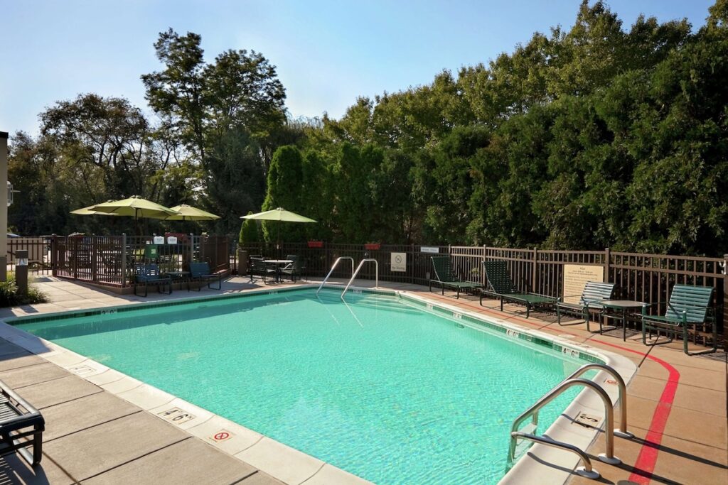 Hampton by Hilton York - Image 4