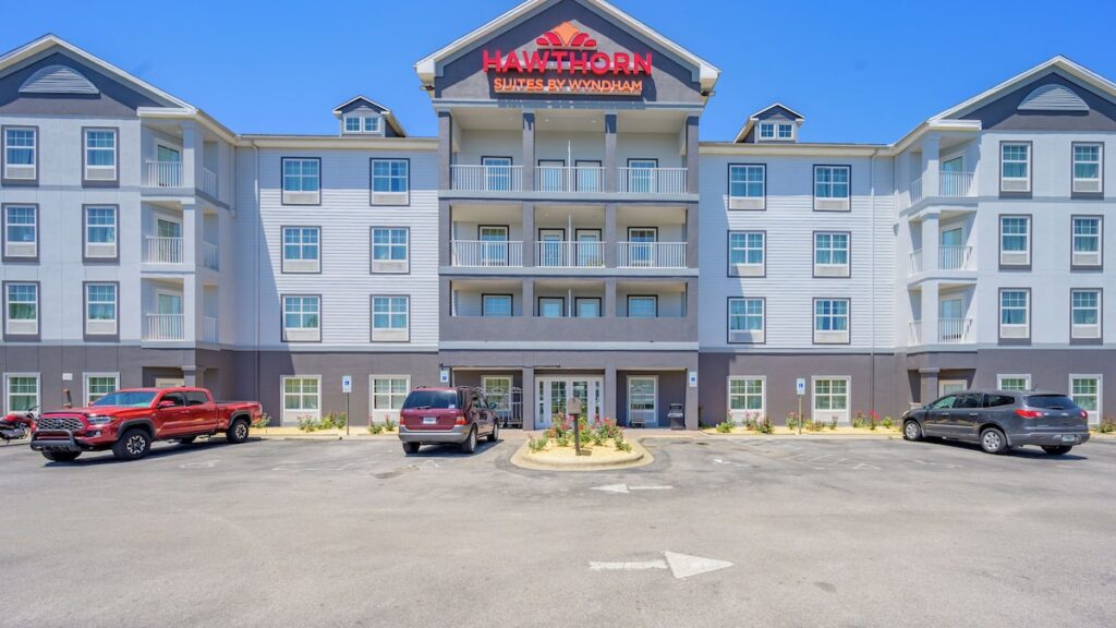Hawthorn Extended Stay by Wyndham Panama City Beach - Image 2