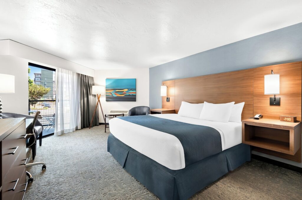 Hayward Inn - Image 2