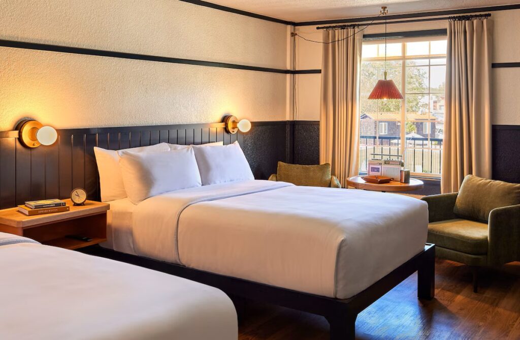 High Country Motor Lodge - Near NAU and Downtown - Image 4