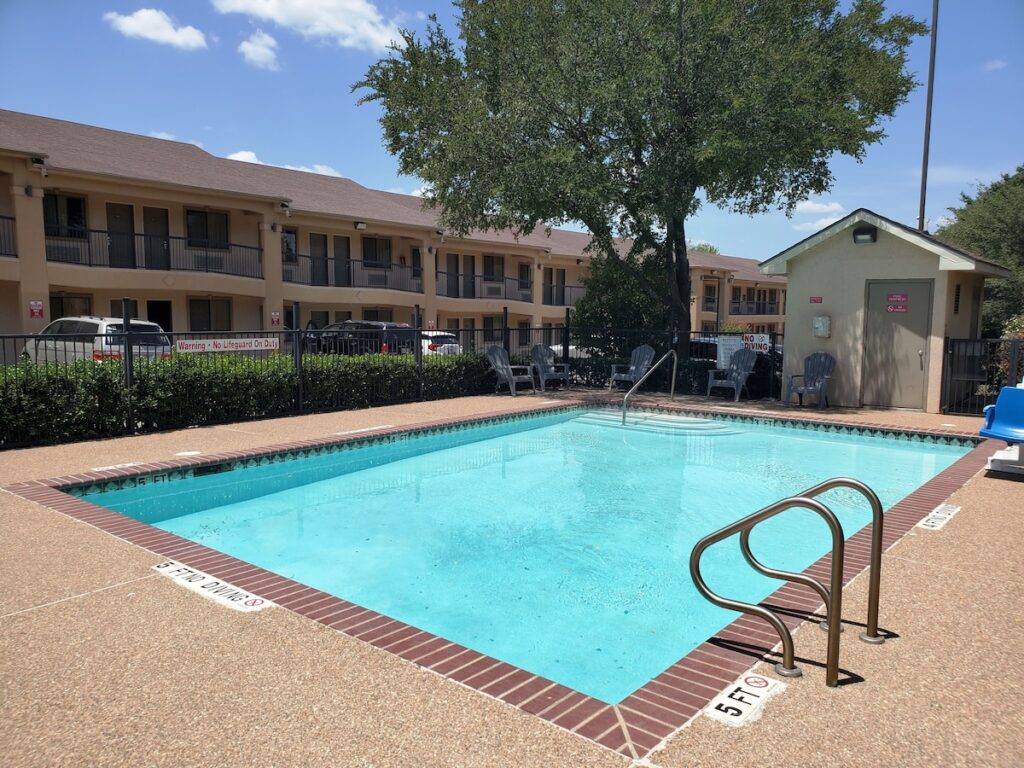 Highland Inn - Image 3