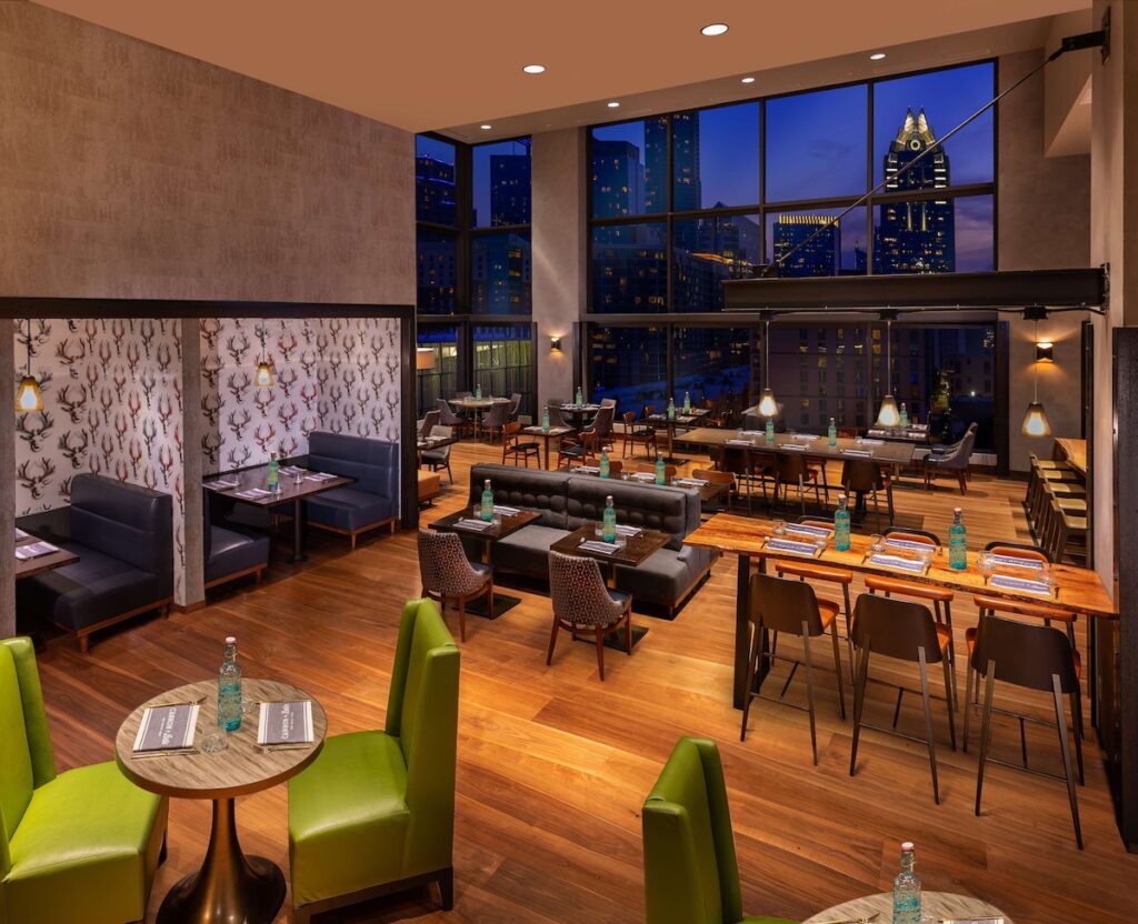 Hilton Austin - Image 4