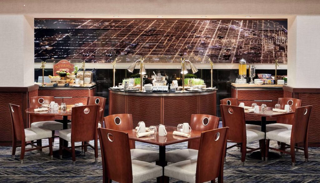 Hilton Chicago O'Hare Airport - Image 4