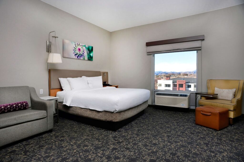Hilton Garden Inn Arvada/Denver, CO - Image 2