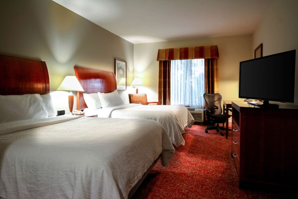 Hilton Garden Inn Elkhart - Image 2