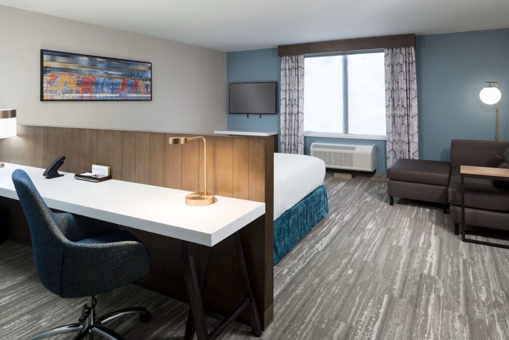 Hilton Garden Inn Madison Downtown, WI - Image 2