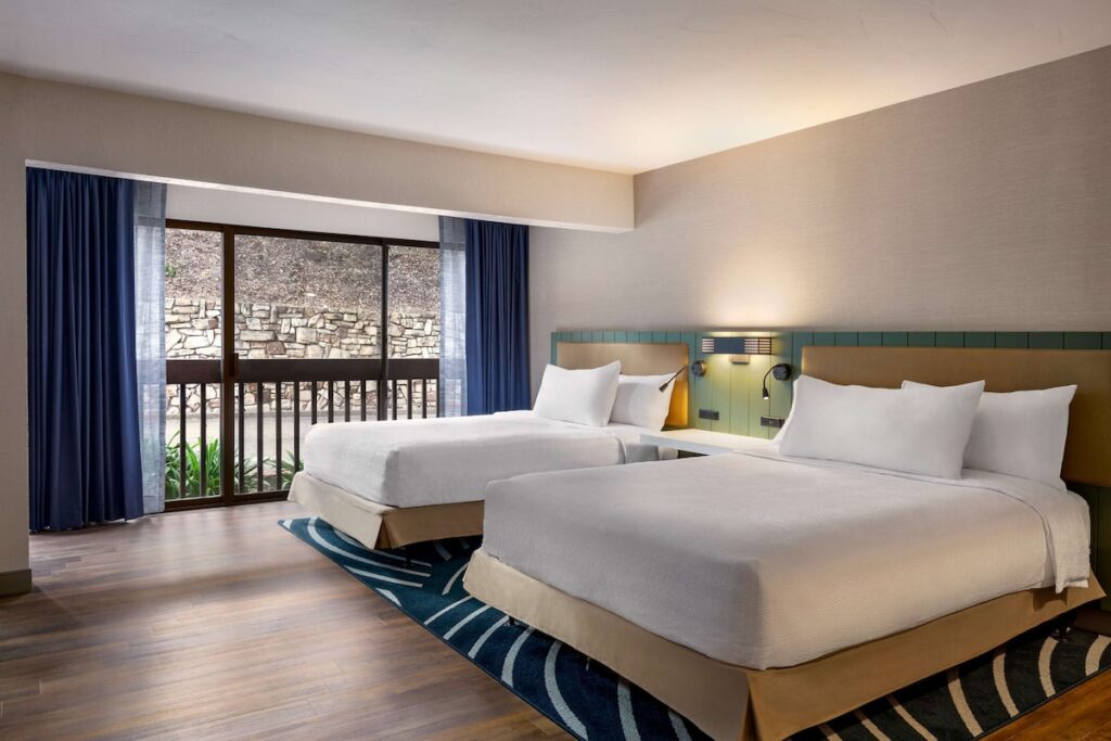 Hilton Garden Inn Monterey - Image 3