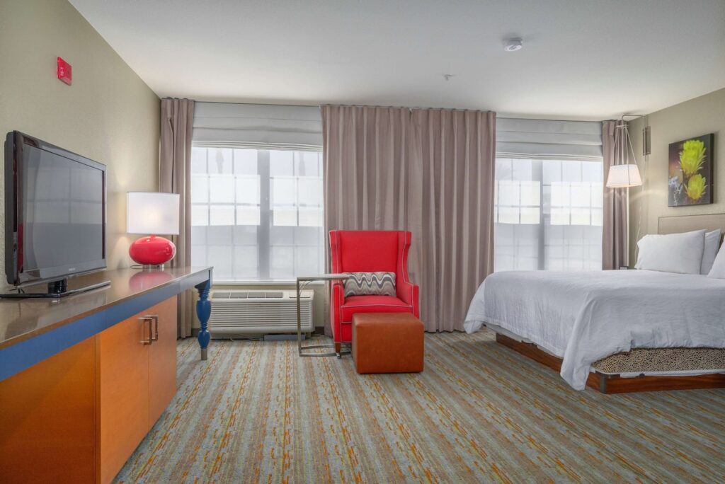 Hilton Garden Inn Phoenix Airport - Image 2