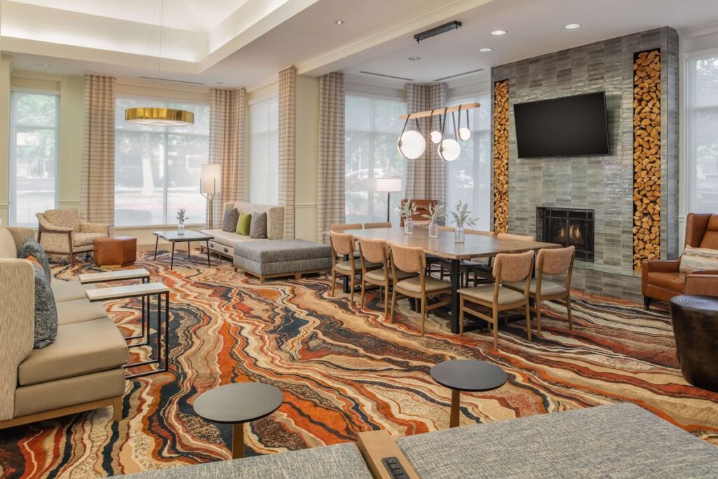 Hilton Garden Inn Portland Lake Oswego - Image 4