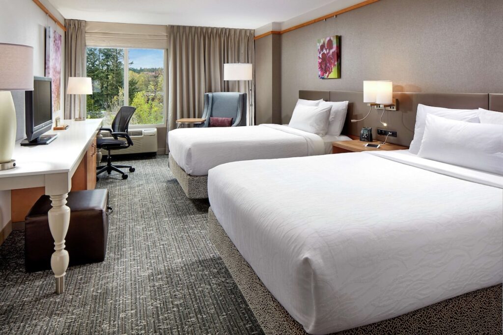 Hilton Garden Inn Portland Lake Oswego - Image 3