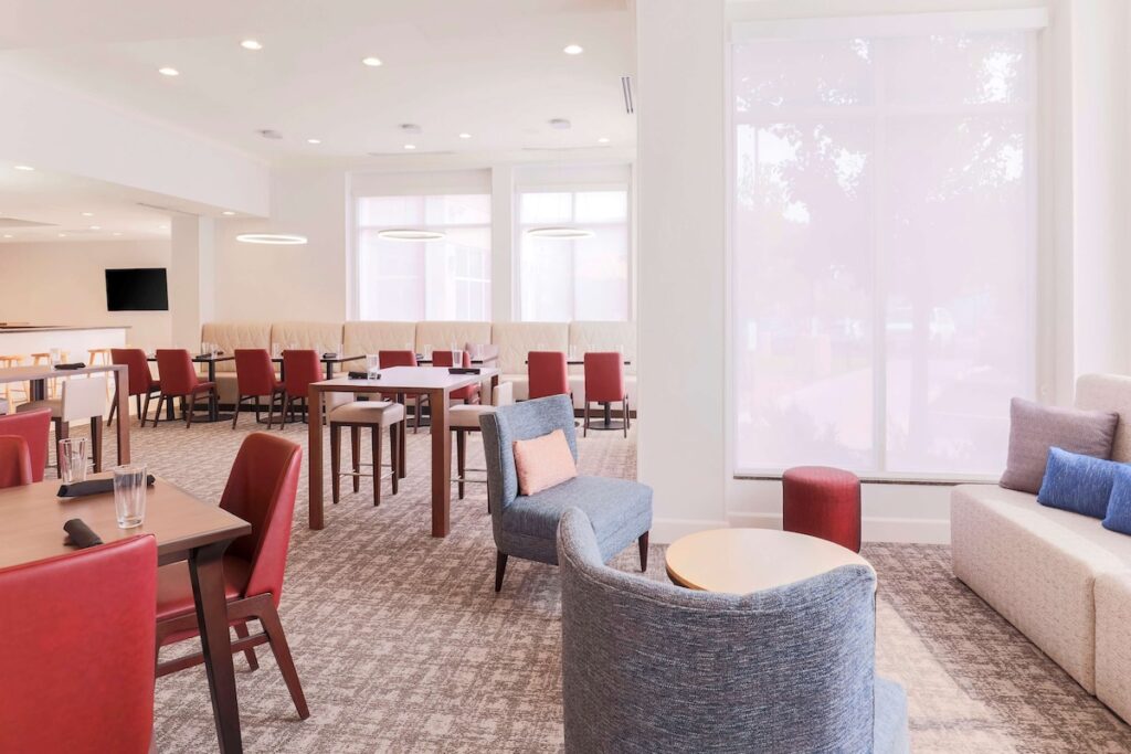 Hilton Garden Inn Reno - Image 4