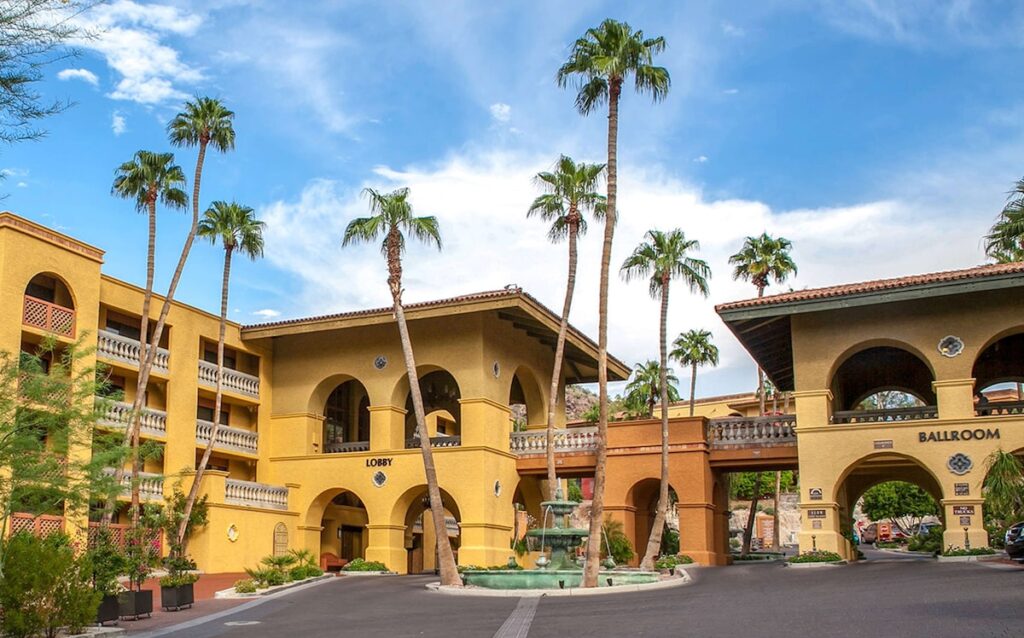 Hilton Phoenix Tapatio Cliffs Resort