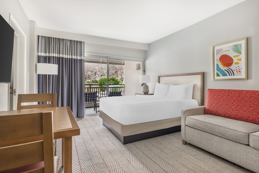 Hilton Vacation Club Palm Canyon Palm Springs - Image 5