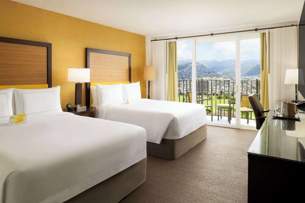 Hilton Waikiki Beach Resort & Spa - Image 5