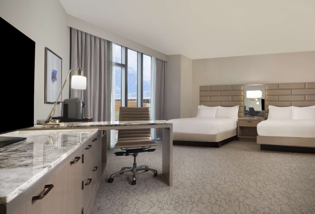 Hilton West Palm Beach - Image 6