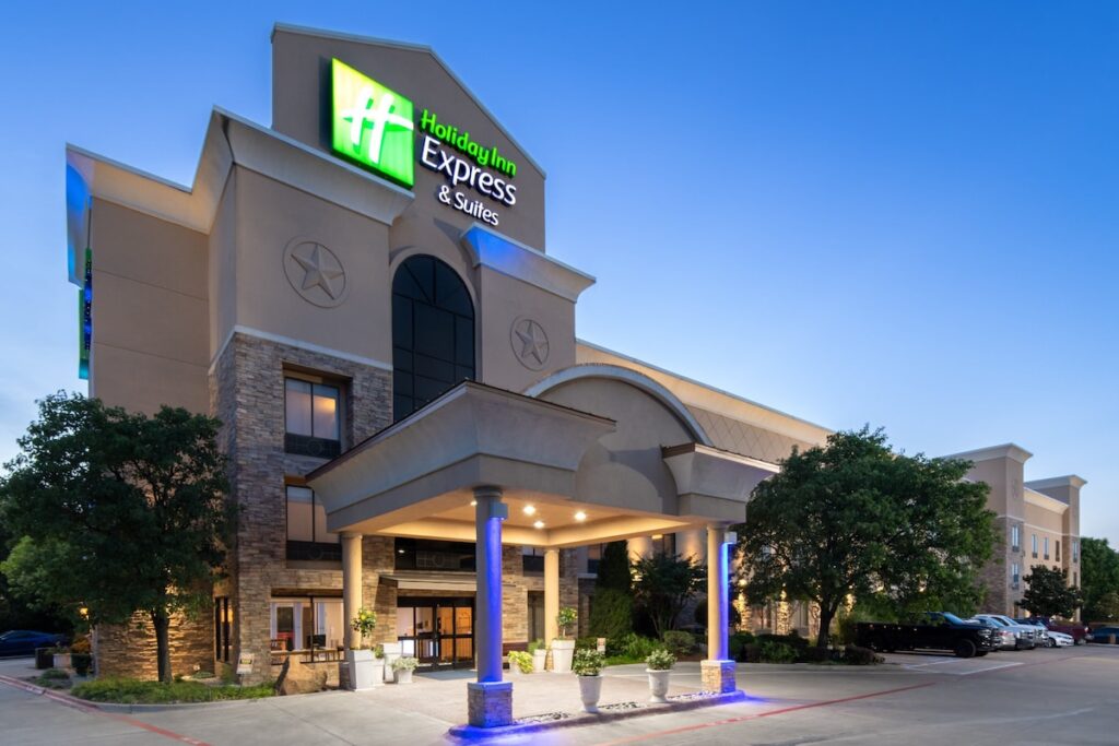Holiday Inn Express Arlington Interstate 20 Parks Mall by IHG