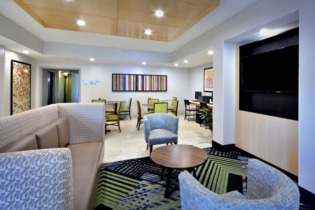 Holiday Inn Express Durham by IHG - Image 4