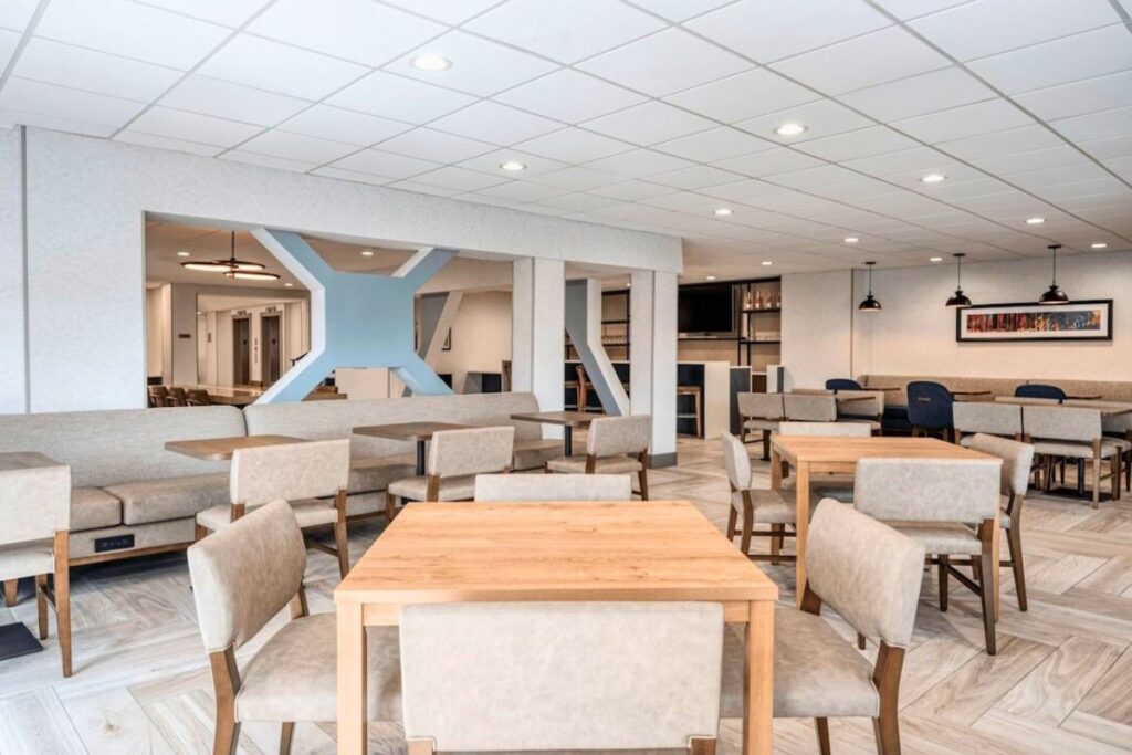 Holiday Inn Express Federal Way - Seattle South by IHG - Image 4