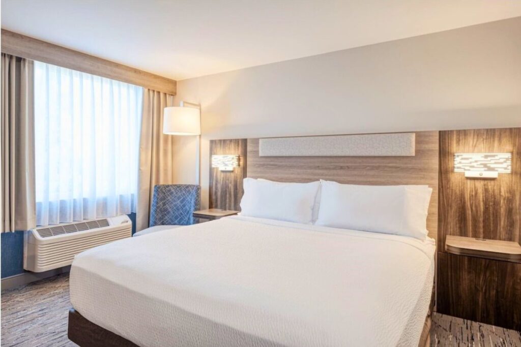 Holiday Inn Express Federal Way - Seattle South by IHG - Image 2