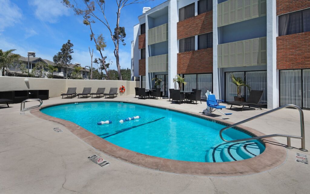 Holiday Inn Express Port Hueneme by IHG - Image 3