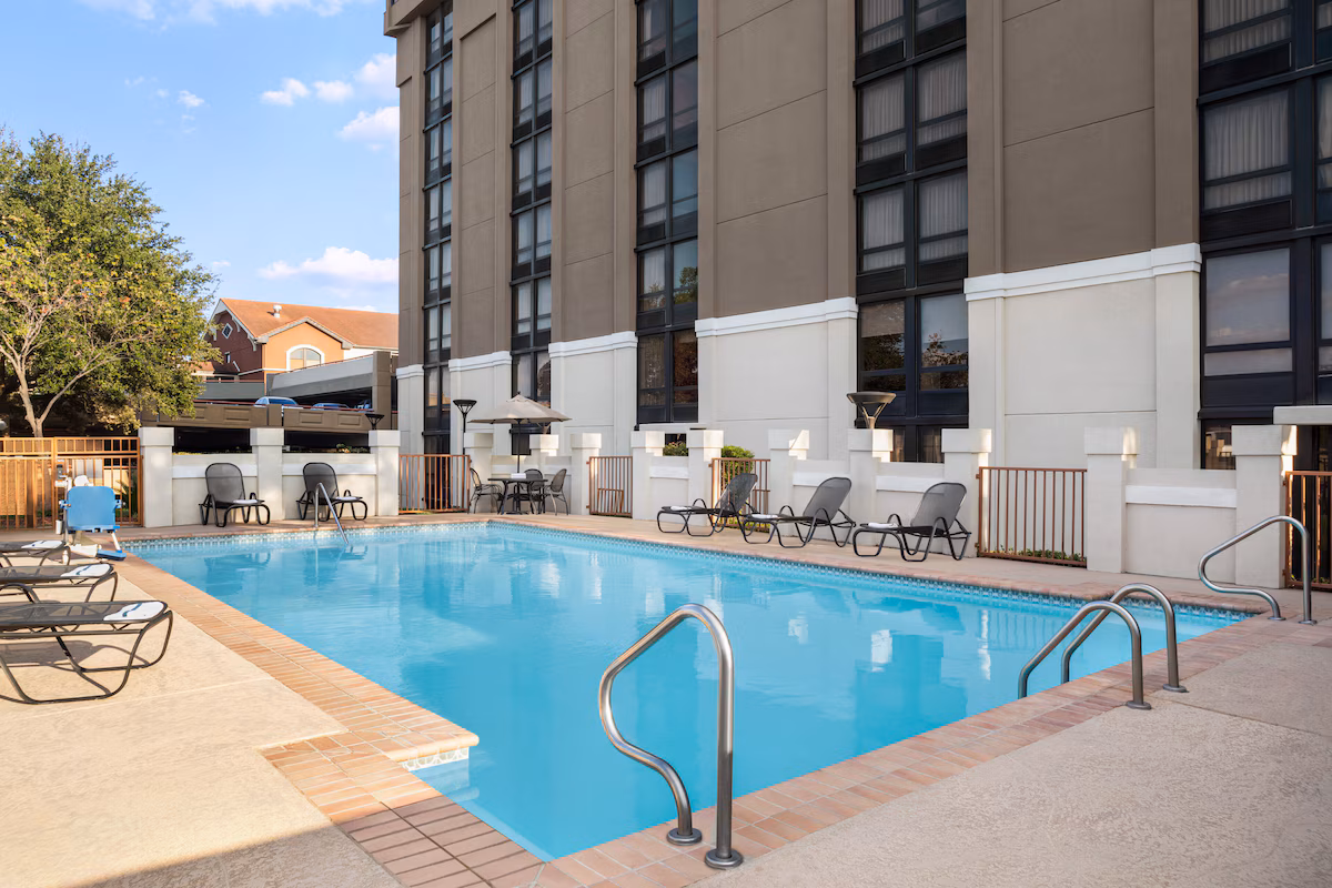 Holiday Inn Express - San Antonio Airport by IHG - Image 2