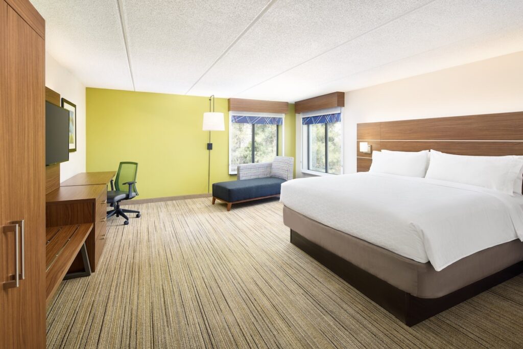 Holiday Inn Express & Suites - Atlanta - Tucker Northlake by IHG - Image 5