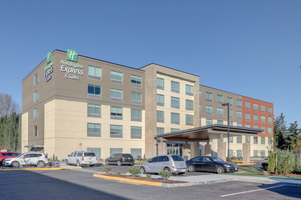 Holiday Inn Express & Suites - Auburn Downtown by IHG
