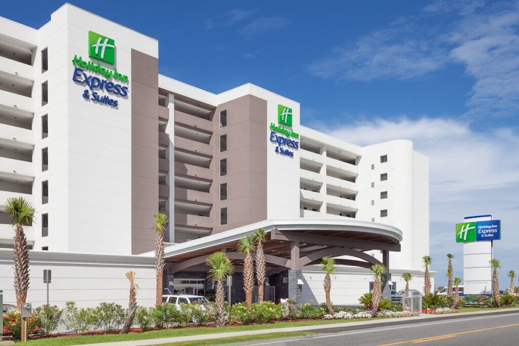 Holiday Inn Express & Suites Panama City Beach - Beachfront by IHG - Image 2