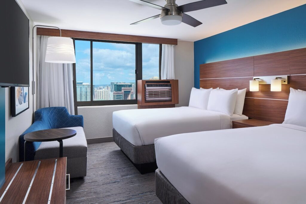 Holiday Inn Express Waikiki by IHG - Image 5