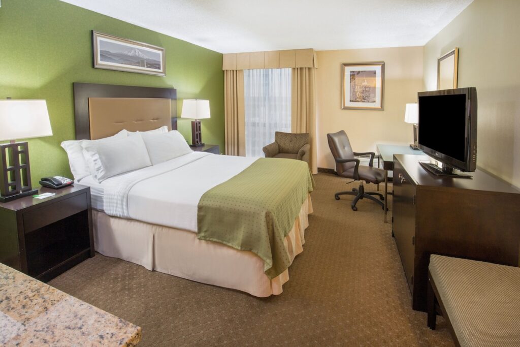 Holiday Inn Portland-Airport I-205 by IHG - Image 2