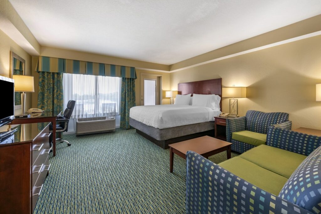 Holiday Inn Resort Orlando - Lake Buena Vista by IHG - Image 6