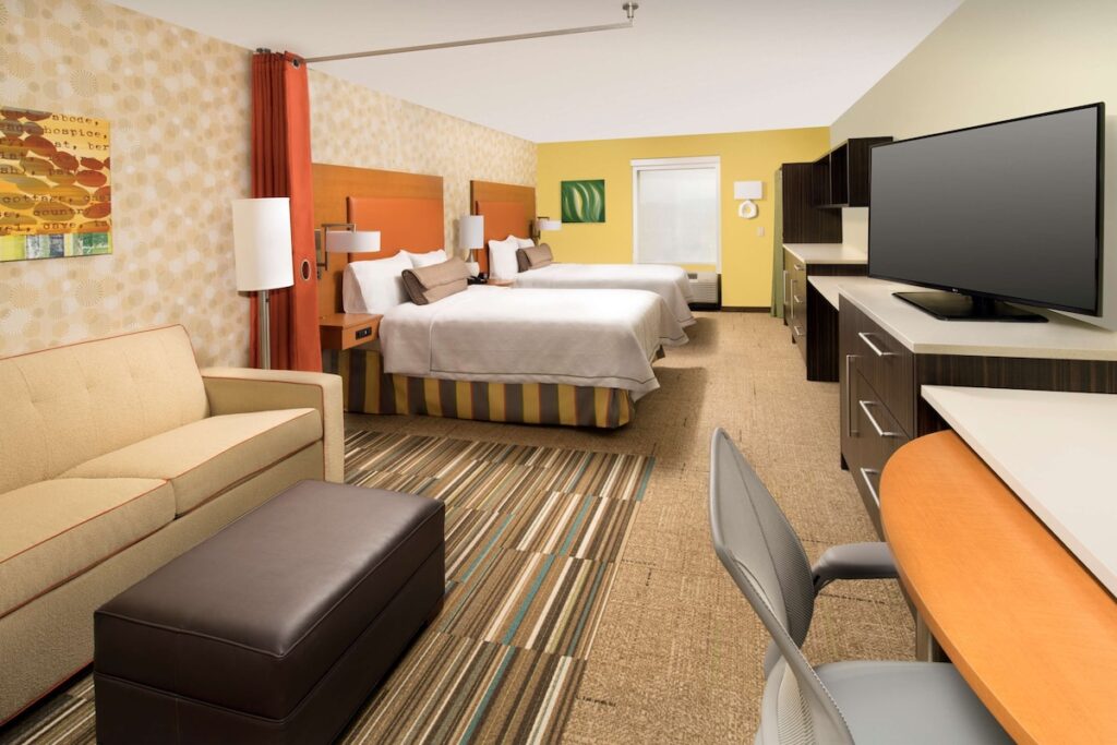 Home2 Suites by Hilton Denver International Airport - Image 2