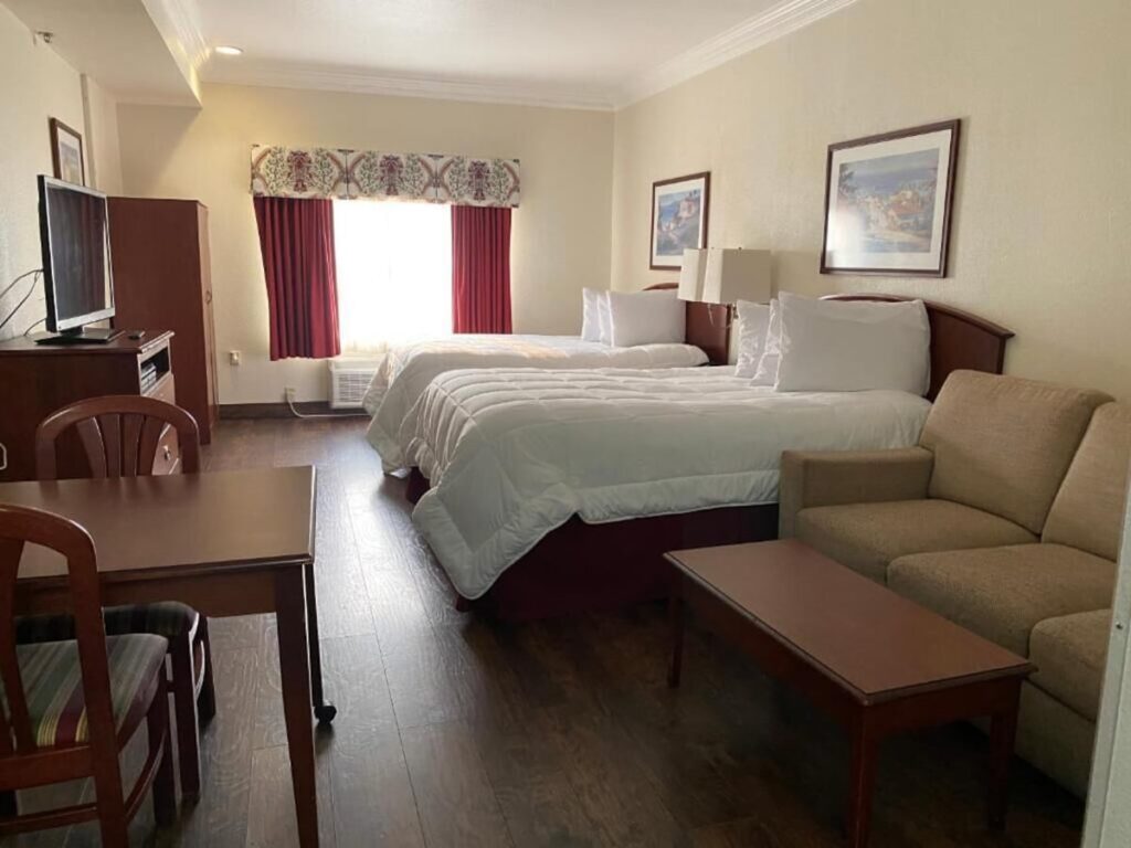 Homestead Lodge Apart Hotel - Image 5