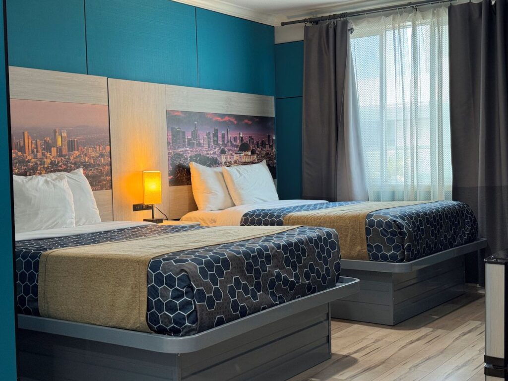 Hometel Suites - Image 3