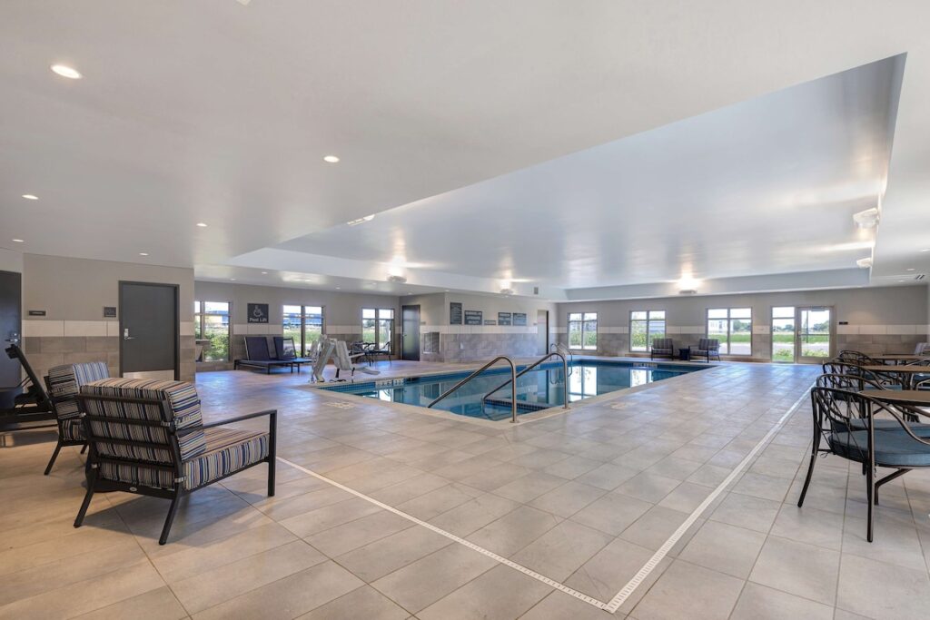 Homewood Suites By Hilton Oak Creek Milwaukee - Image 4