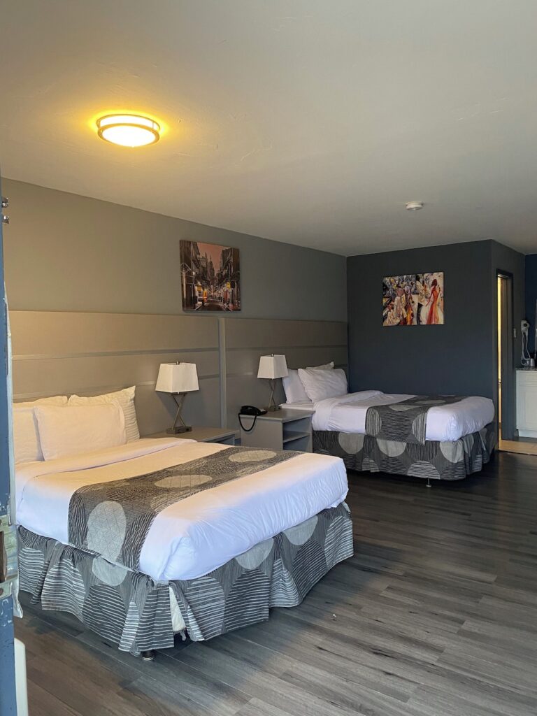 Hotel 10 Extended Stay - Image 3