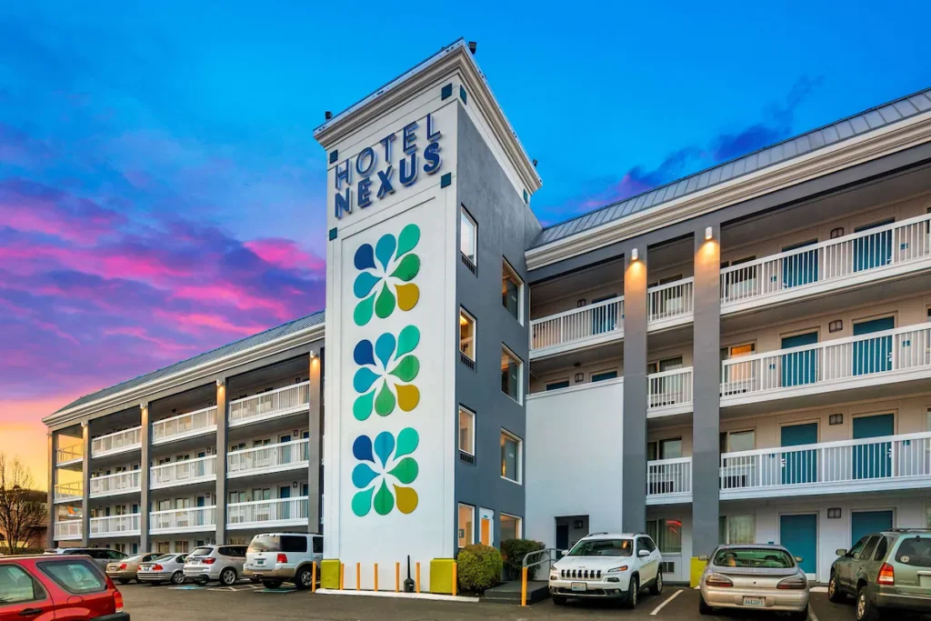 Hotel Nexus; BW Signature Collection