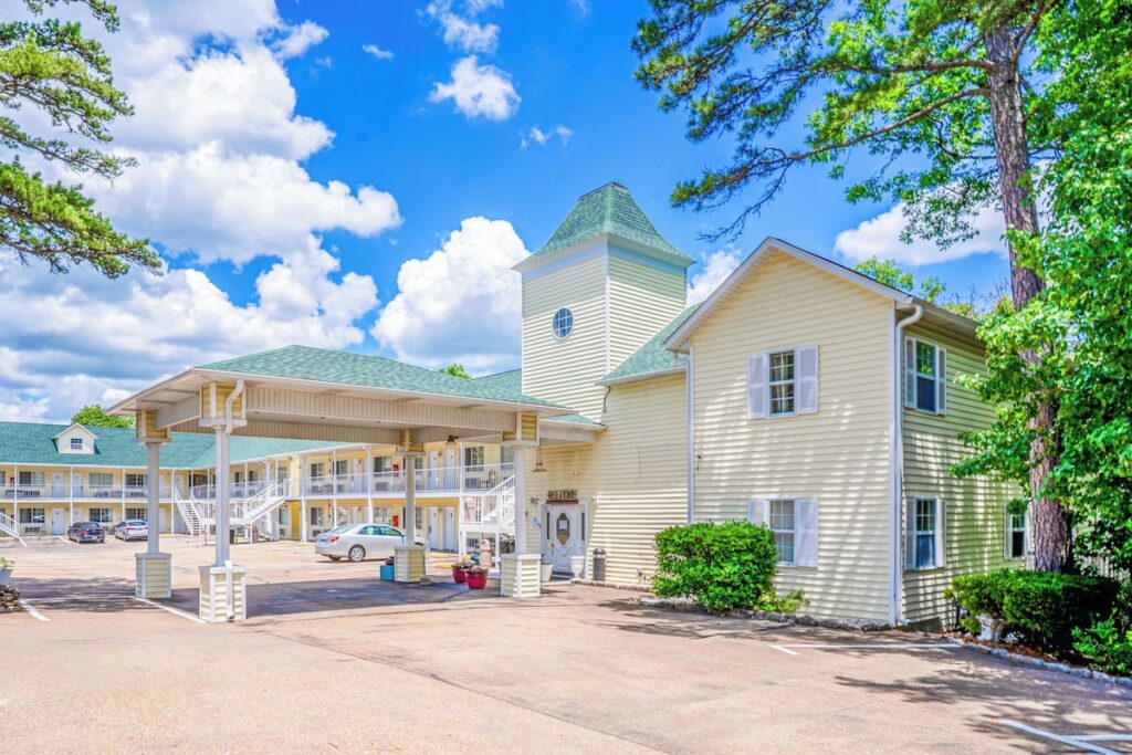 Hotel O Eureka Springs - Christ of Ozark Area