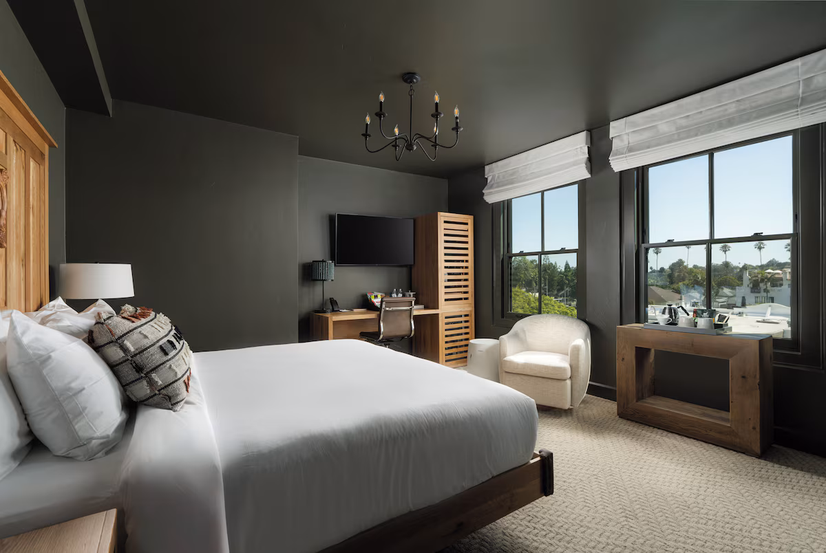 Hotel Santa Barbara - Image 2