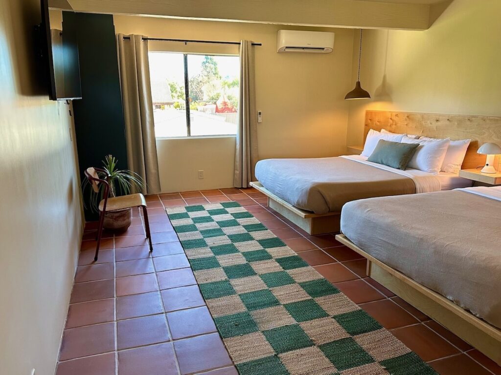 Hummingbird Inn - Image 5