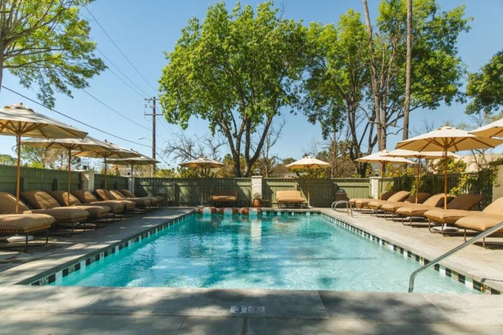 Hummingbird Inn - Image 3