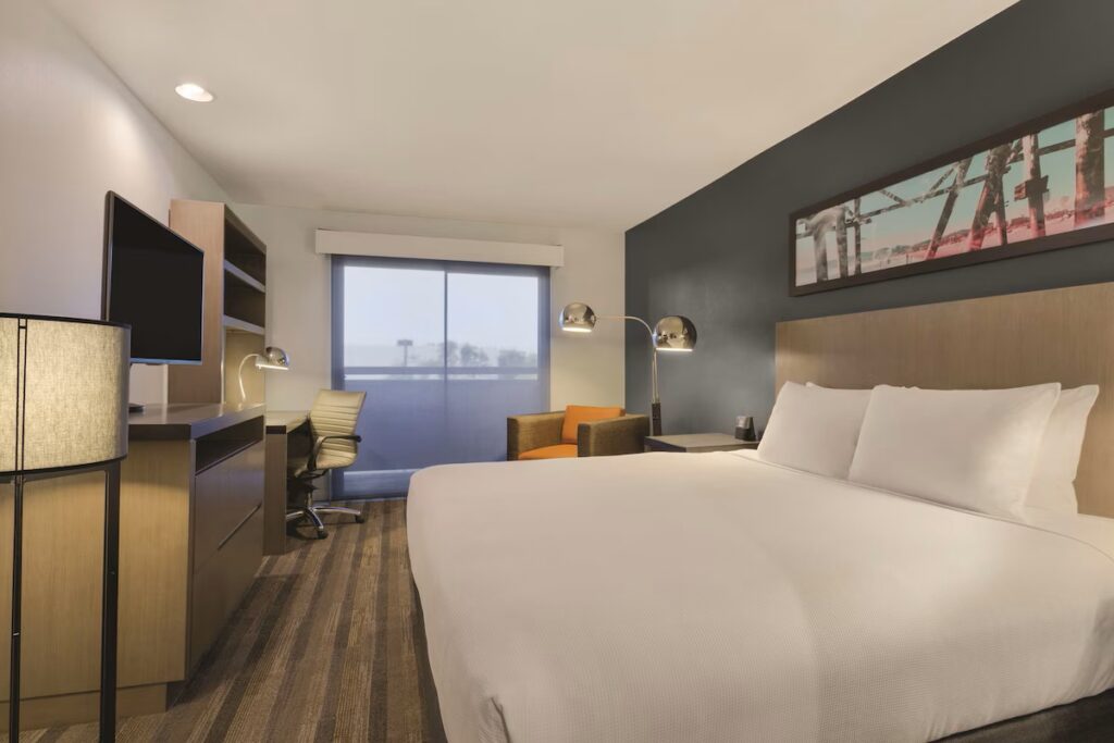 Hyatt House Cypress / Anaheim - Image 2