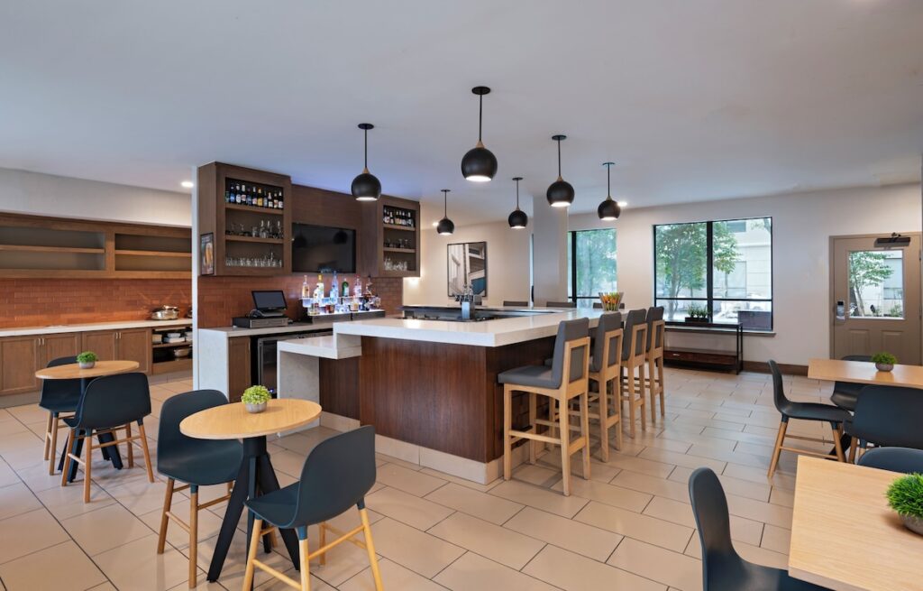 Hyatt House Dallas Uptown - Image 4