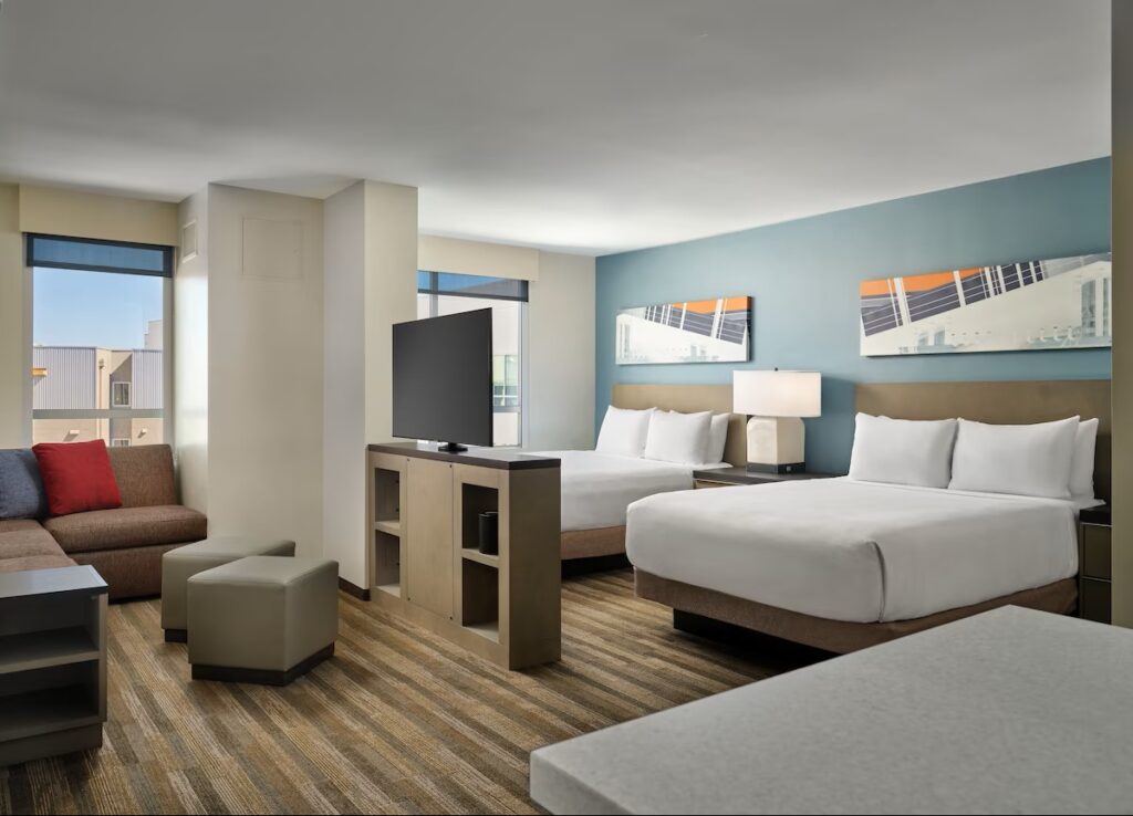 Hyatt House LA - University Medical Center - Image 3