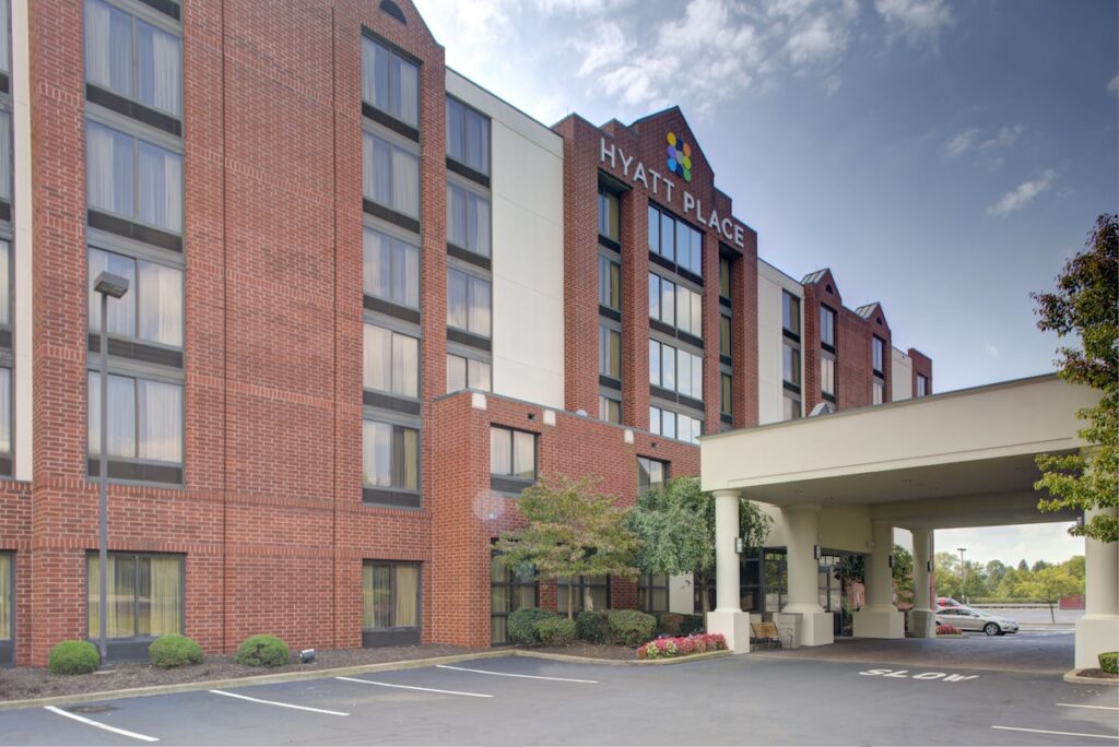 Hyatt Place Pittsburgh Airport - Robinson Mall