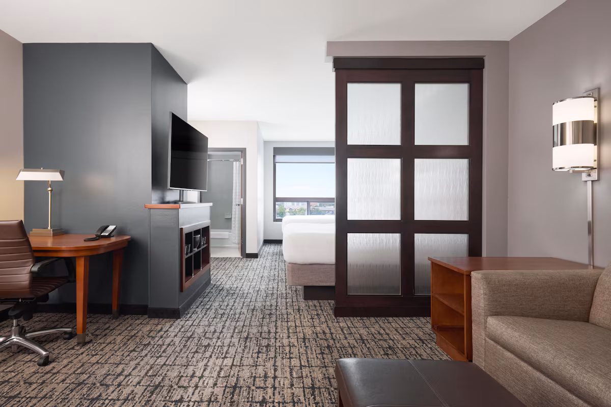 Hyatt Place Salt Lake City Downtown / The Gateway - Image 2