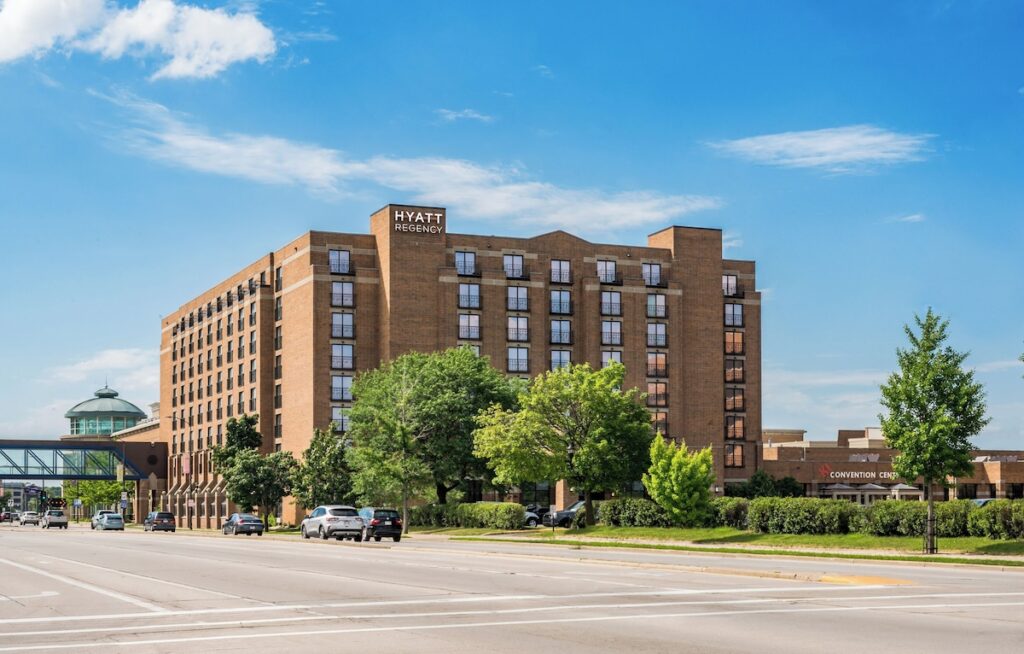 Hyatt Regency Green Bay - Image 2