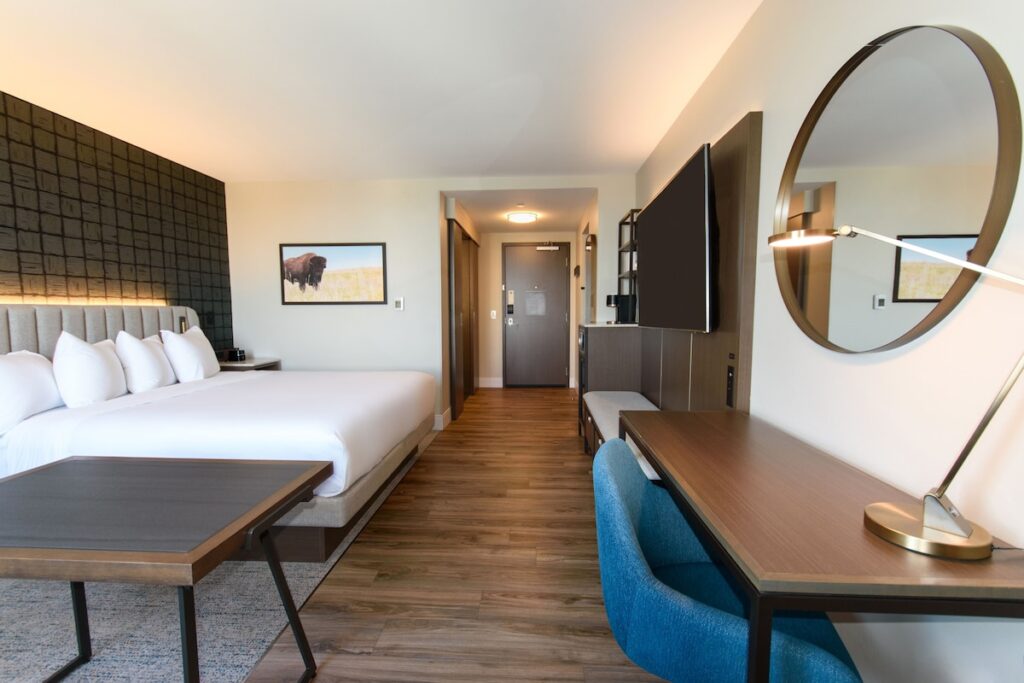 Hyatt Regency Wichita - Image 2